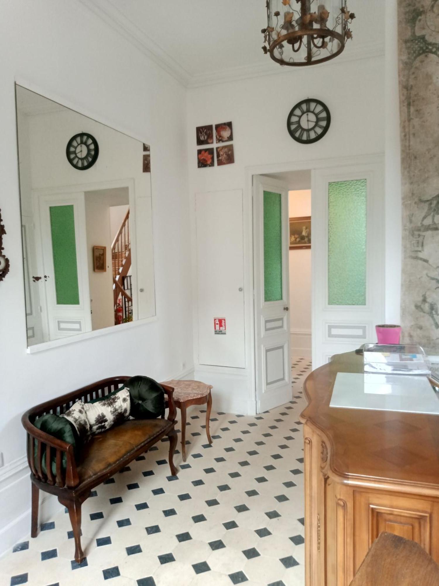Villa Saint Pierre La Trimouille Luaran gambar